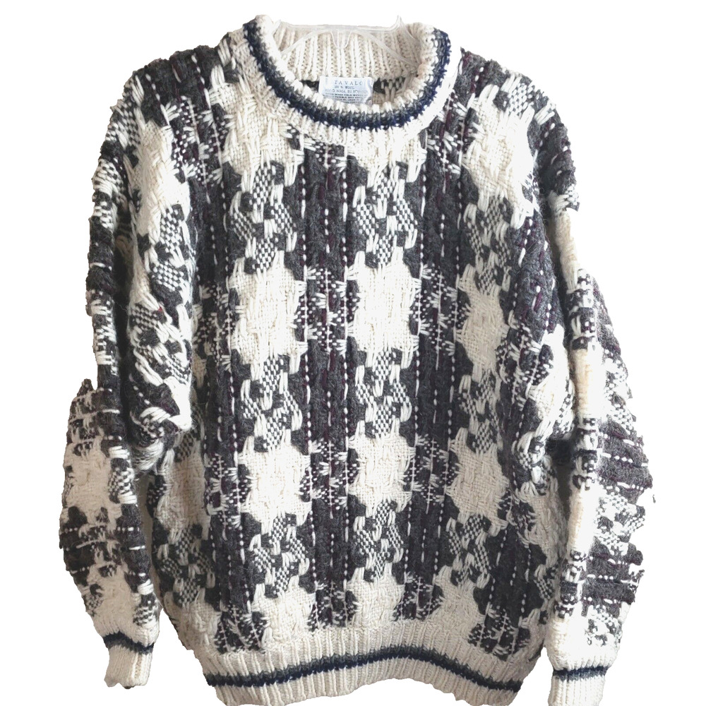 Vintage Ecquadorian Sweater Size M/L Wool Chunky Black white Heavy fisherman